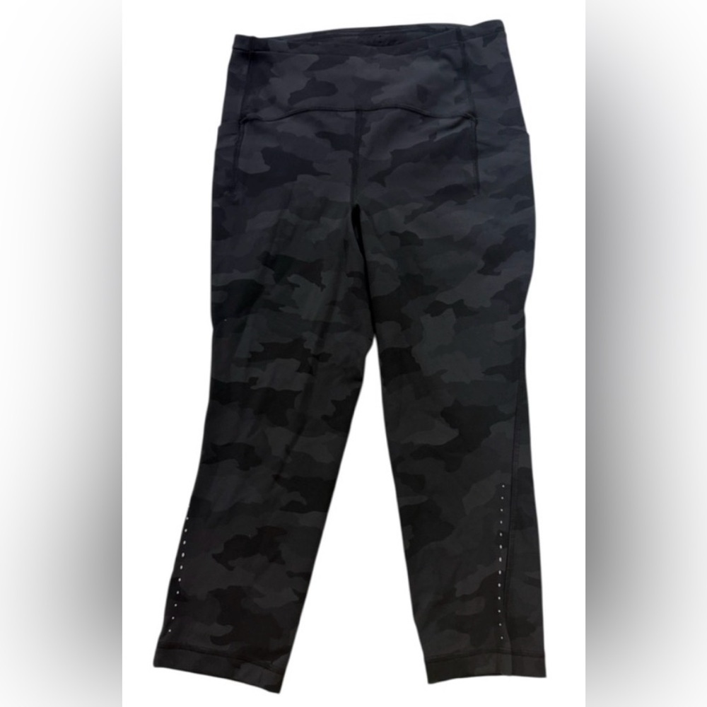 Lululemon Swift Speed HR Crop 21” Sz8 Dark Camo Run Leggings